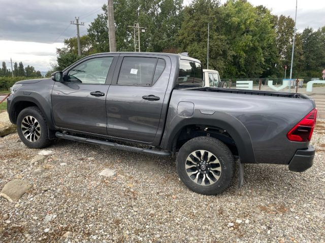 TOYOTA Hilux usata, con Cerchi in lega