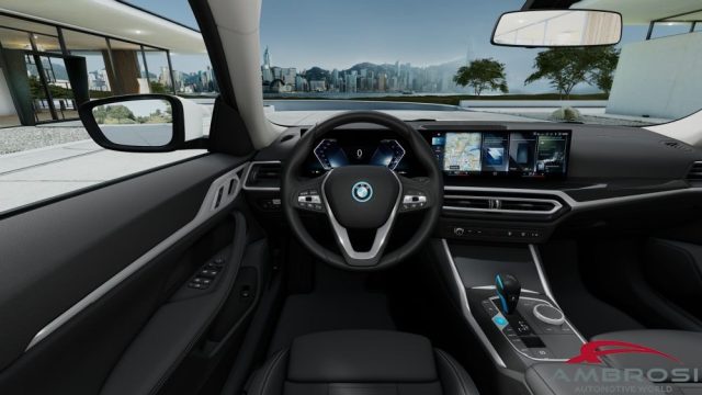BMW i4 usata 11