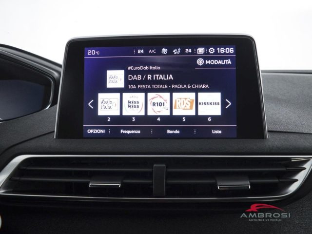 PEUGEOT 3008 usata 13