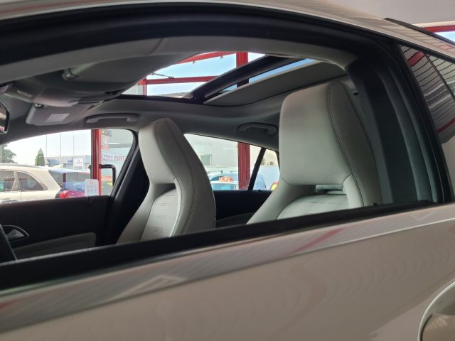 MERCEDES-BENZ CLA 180 usata, con USB