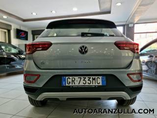 VOLKSWAGEN T-Roc usata, con Autoradio digitale