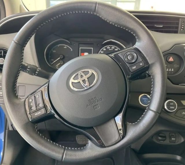 TOYOTA Yaris usata, con ABS