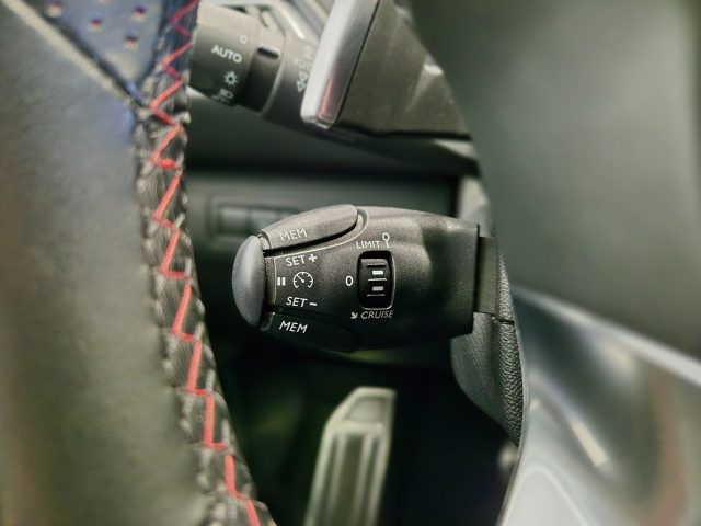 PEUGEOT 308 usata, con Vetri oscurati