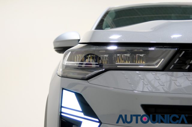 RENAULT Captur usata, con USB