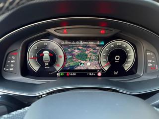 AUDI Q8 usata, con Sensori di parcheggio anteriori