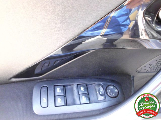 PEUGEOT 208 usata, con Servosterzo