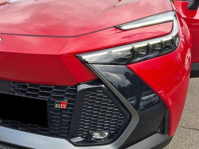 TOYOTA C-HR usata, con Regolazione elettrica sedili