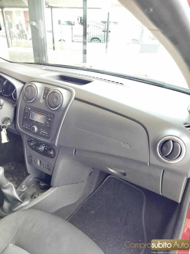 DACIA Sandero usata, con Specchietti laterali elettrici