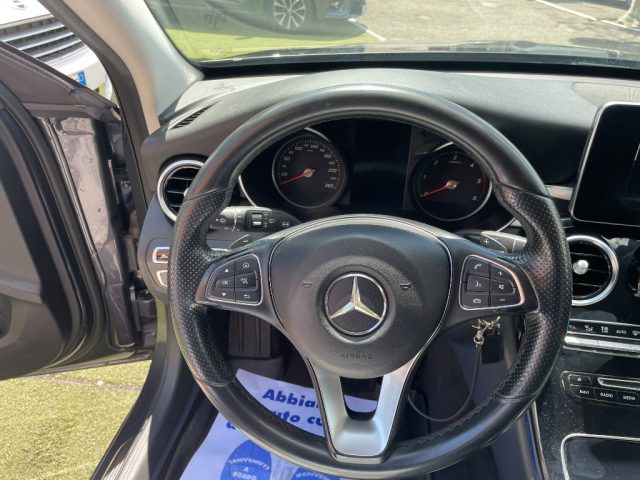 MERCEDES-BENZ C 220 usata, con Cronologia tagliandi