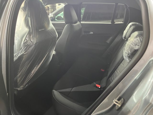 JEEP Avenger usata, con Volante in pelle