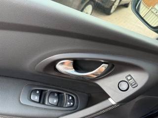 RENAULT Captur usata, con Controllo automatico clima