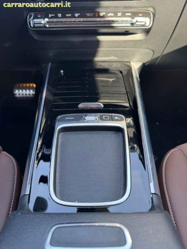 MERCEDES-BENZ GLA 200 usata, con Touch screen