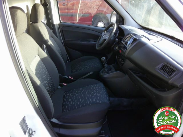 OPEL Combo usata, con Immobilizzatore elettronico