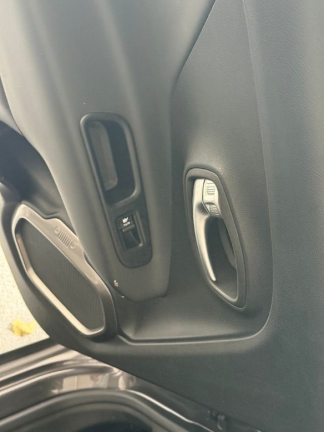 JEEP Renegade usata, con Fendinebbia