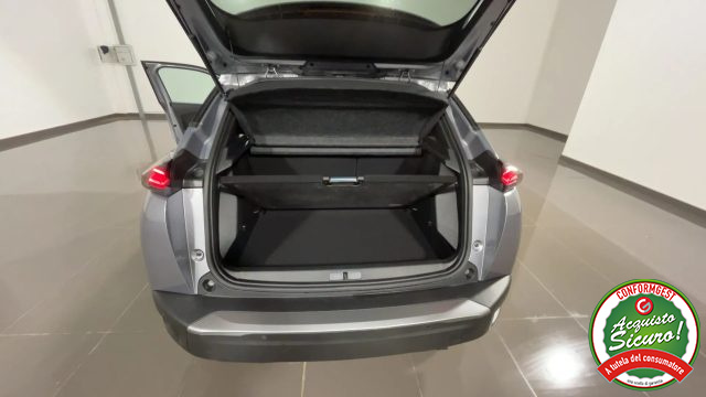 PEUGEOT 2008 usata, con Autoradio