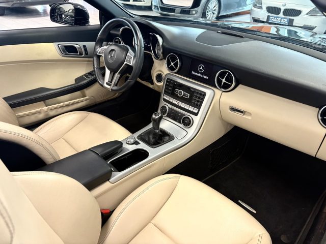 MERCEDES-BENZ SLK 200 usata, con Cronologia tagliandi