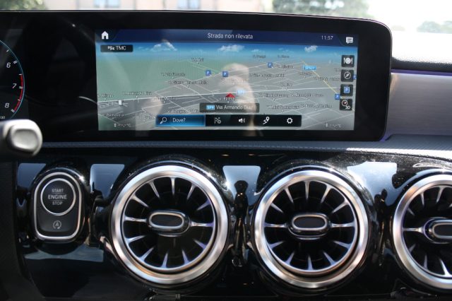 MERCEDES-BENZ A 35 AMG usata, con Fari LED