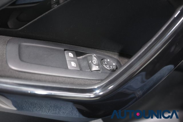 PEUGEOT 208 usata 31