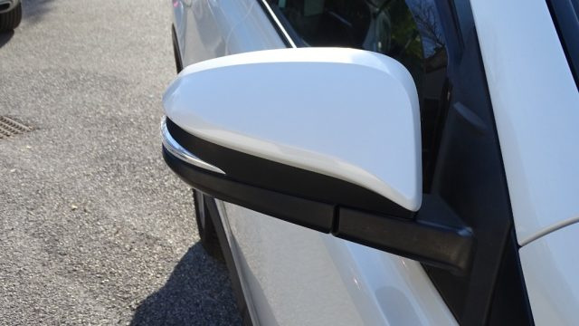 TOYOTA RAV 4 usata, con Fari LED