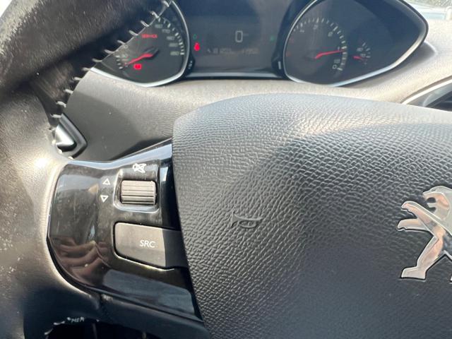 PEUGEOT 308 usata, con Fendinebbia