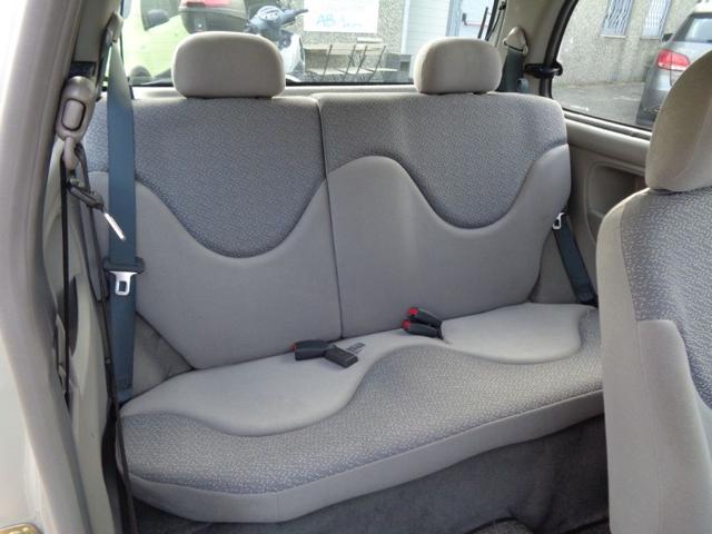 NISSAN Micra usata, con Specchietti laterali elettrici