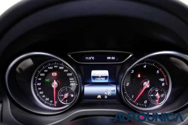 MERCEDES-BENZ CLA 220 usata, con Climatizzatore