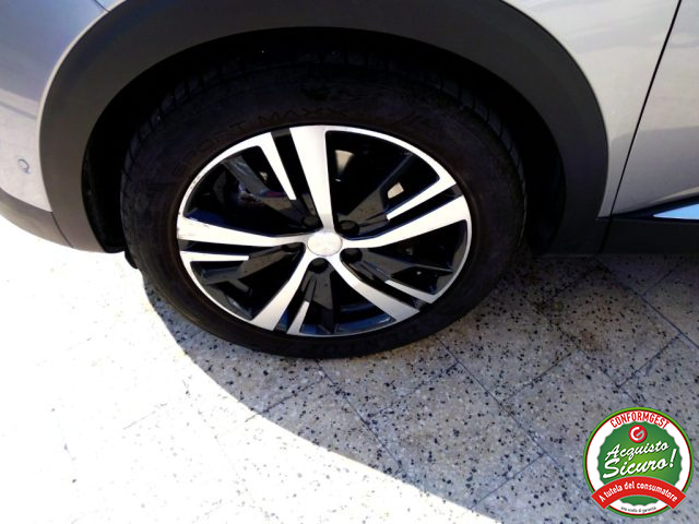 PEUGEOT 3008 usata, con Volante multifunzione