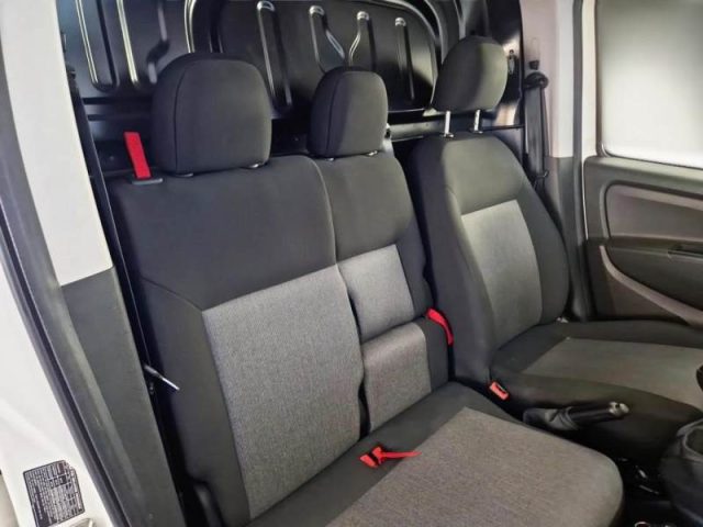 FIAT Doblo usata, con Bracciolo