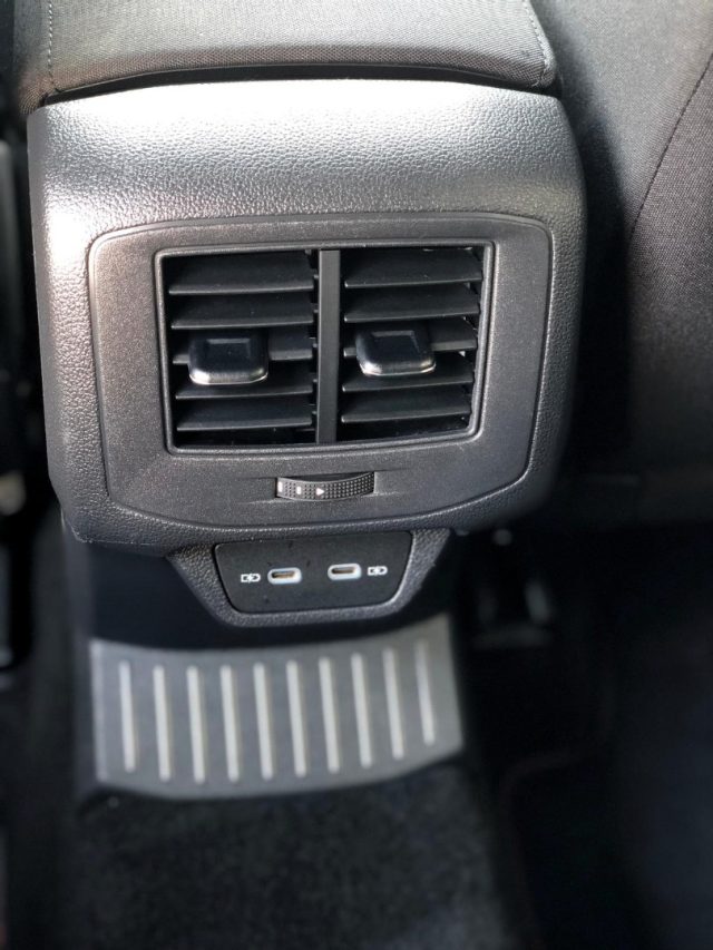 VOLKSWAGEN T-Roc usata, con Start/Stop Automatico