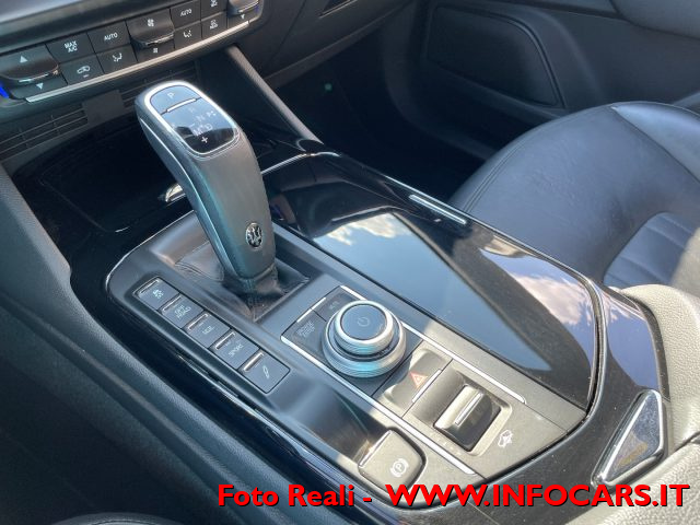 MASERATI Levante usata, con Autoradio digitale