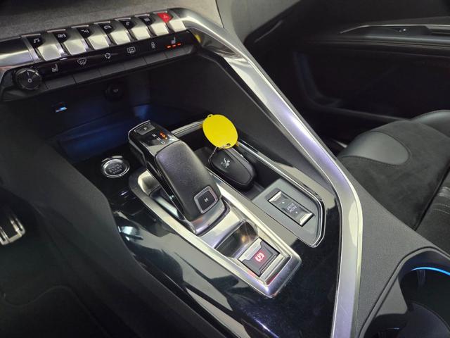 PEUGEOT 5008 usata, con Fendinebbia