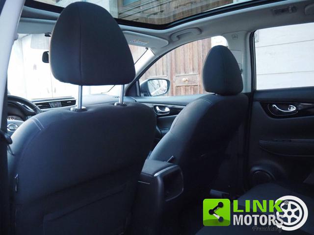 NISSAN Qashqai usata, con Tetto panorama