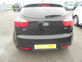 KIA Rio usata, con Autoradio