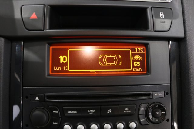 PEUGEOT 5008 usata 19