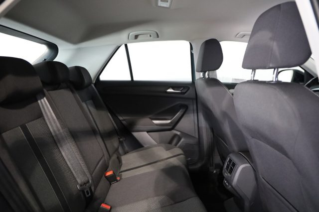 VOLKSWAGEN T-Roc usata, con Autoradio digitale