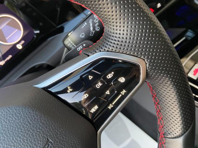 VOLKSWAGEN Golf GTI usata, con Sedili riscaldati