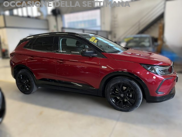 OPEL Grandland usata, con Autoradio