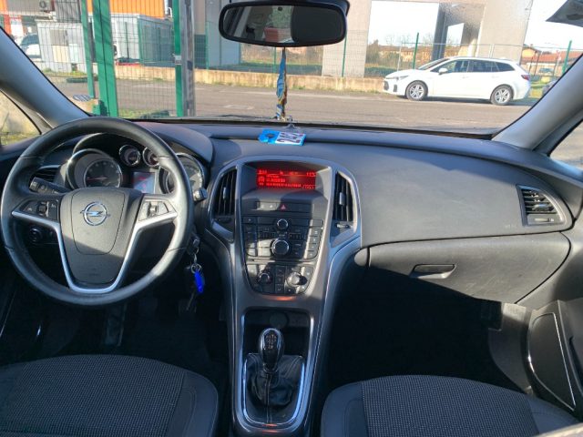 OPEL Astra usata, con Cruise Control