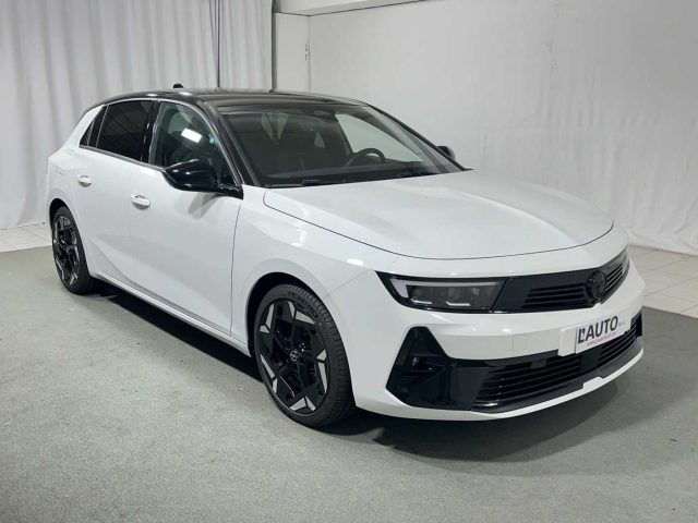 OPEL Astra usata, con Controllo trazione