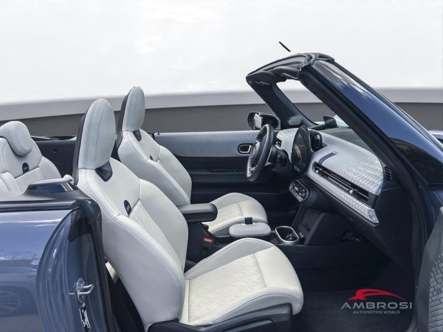 MINI Cabrio usata 11