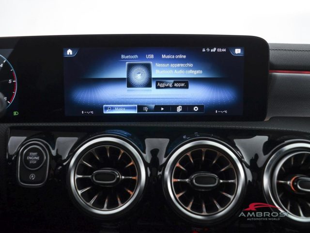 MERCEDES-BENZ CLA 200 usata 14