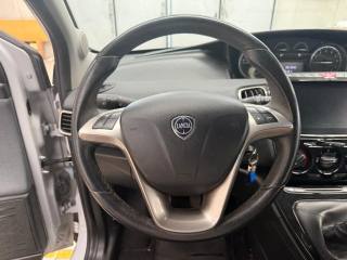LANCIA Ypsilon usata, con ESP