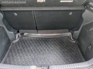 TOYOTA Yaris usata, con Controllo automatico clima