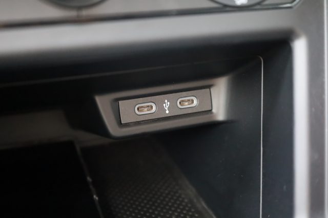 VOLKSWAGEN Taigo usata 81