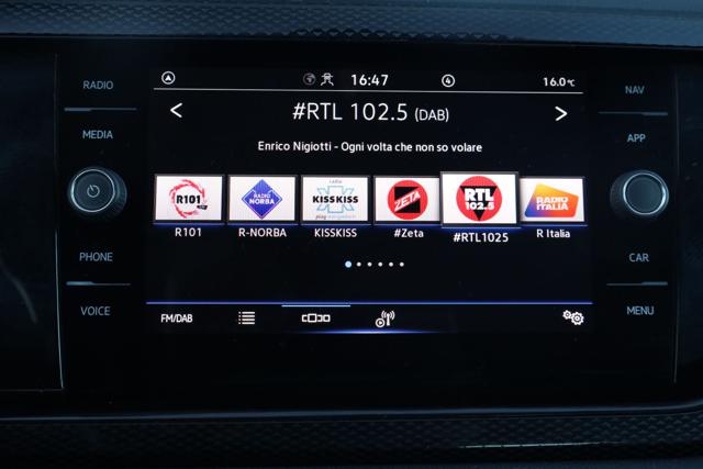 VOLKSWAGEN Taigo usata, con Spoiler