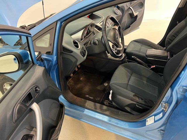 FORD Fiesta usata, con ESP