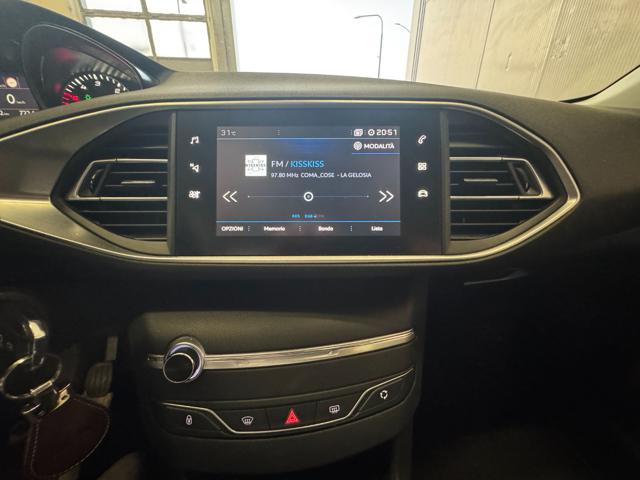 PEUGEOT 308 usata, con Fendinebbia