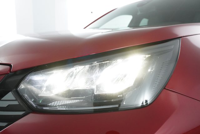 PEUGEOT 2008 usata 13