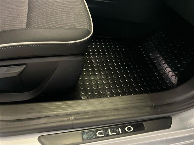 RENAULT Clio usata 25