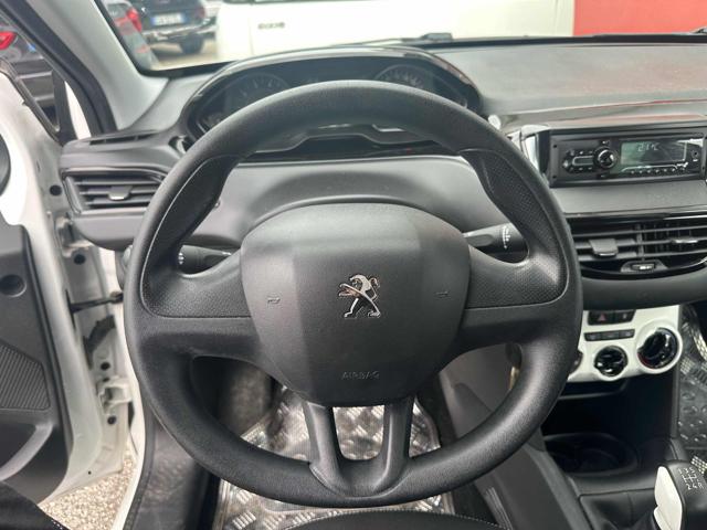 PEUGEOT 208 usata, con Specchietti laterali elettrici